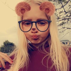 Meet your Posher, Ashley